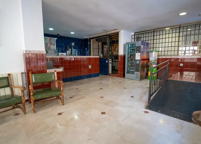 Pensión Bocanegra 3*
